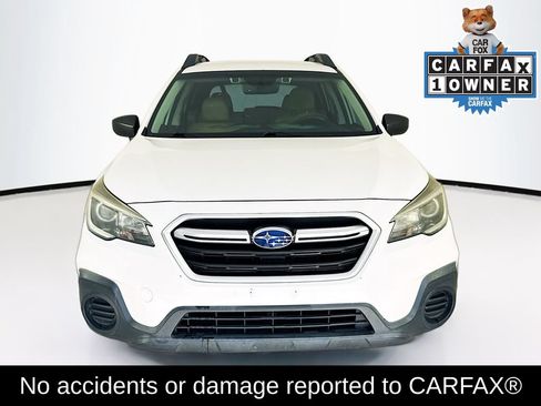 Used 2019 Subaru Outback 2.5i AWD/4WD image 2