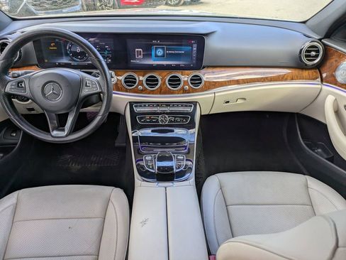 Used 2017 Mercedes-Benz E 300 image 13