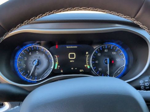 New 2026 Chrysler Pacifica Select w/ S Appearance Package image 19