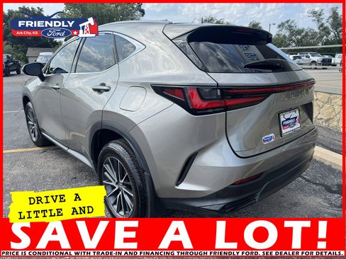 Used 2022 Lexus NX 250 FWD w/ Towing Package (2000 Lbs) image 3