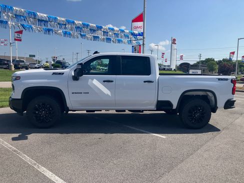 New 2026 Chevrolet Silverado 2500 LT w/ Trail Boss Package AWD/4WD image 4