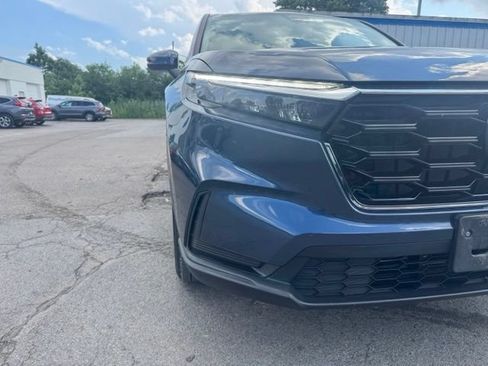 Used 2024 Honda CR-V EX image 11