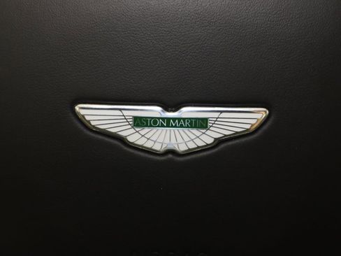 Used 2019 Aston Martin V8 Vantage Coupe RWD image 56