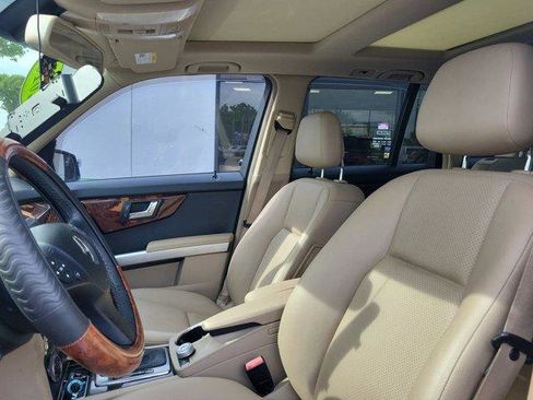 Used 2010 Mercedes-Benz GLK 350 4MATIC image 21