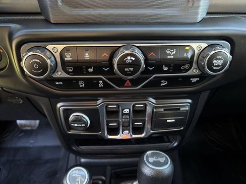 Used 2020 Jeep Wrangler Unlimited Sport AWD/4WD image 21