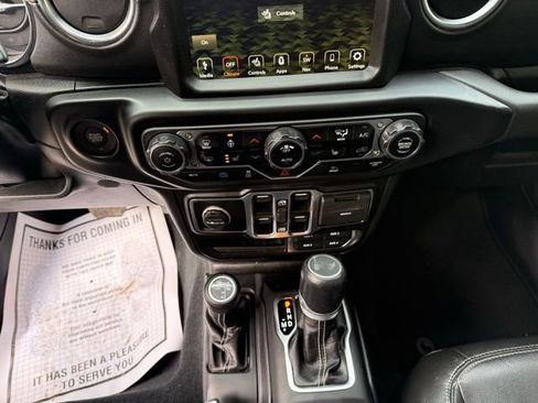 Used 2023 Jeep Wrangler Unlimited Sahara w/ Cold Weather Group image 34