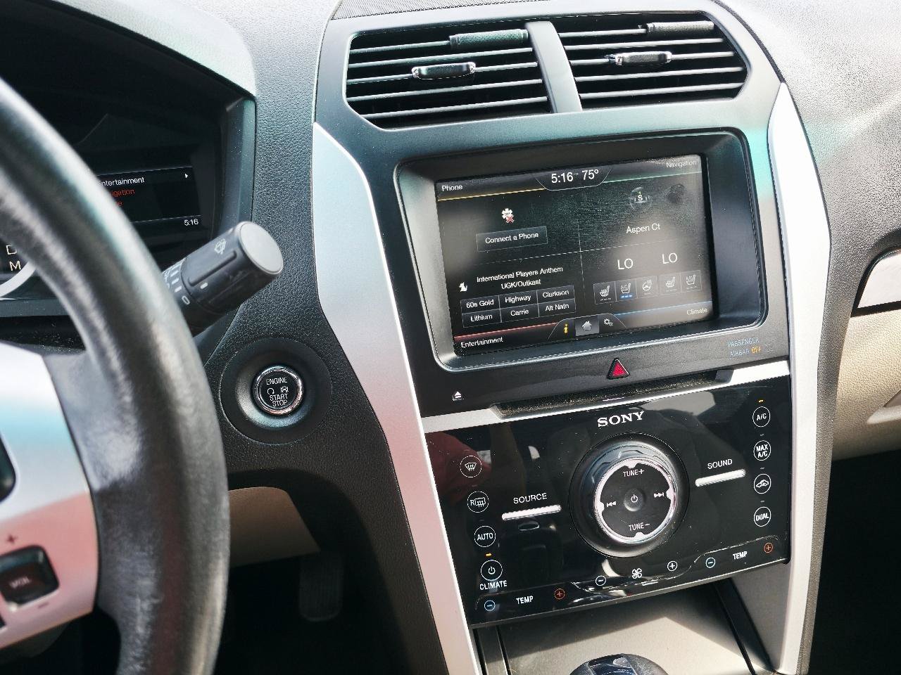Used 2015 Ford Explorer Limited w/ Equipment Group 302A AWD/4WD image 40