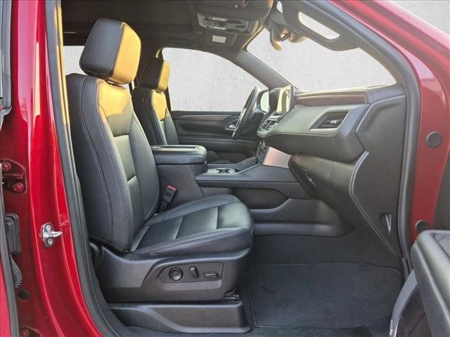 Certified 2023 Chevrolet Tahoe Z71 w/ Luxury Package AWD/4WD image 19