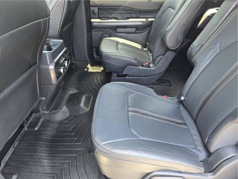 Used 2023 Ford Expedition Max Platinum AWD/4WD image 36