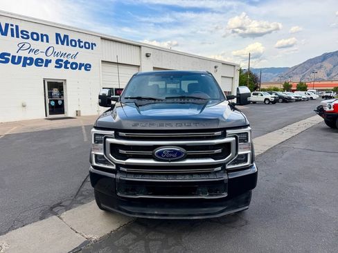 Used 2022 Ford F350 Platinum w/ Tremor Off-Road Package AWD/4WD image 2