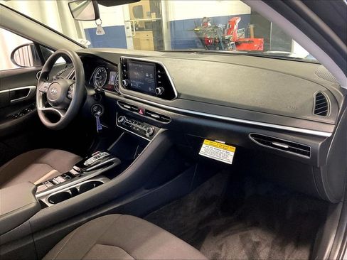 Used 2023 Hyundai Sonata SE w/ Cargo Package FWD image 14