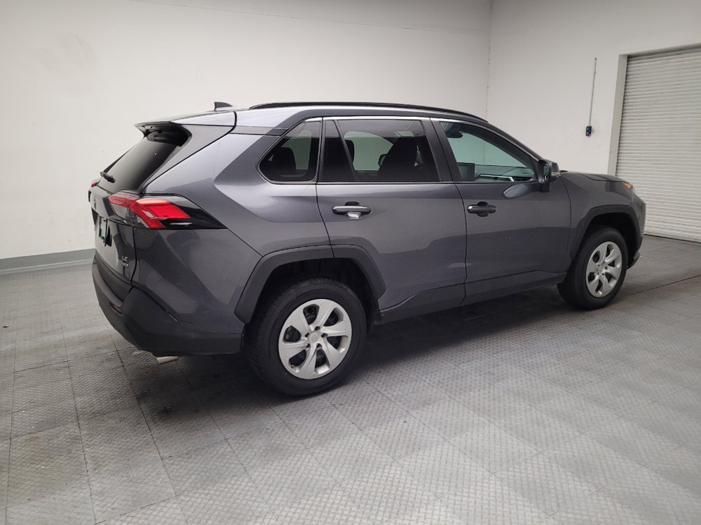 Used 2021 Toyota RAV4 LE AWD/4WD image 10