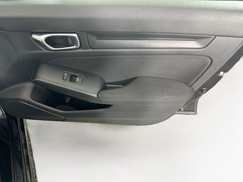 Used 2025 Honda Civic Sport image 29