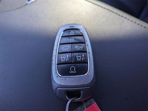 Used 2024 Hyundai Palisade Calligraphy image 30