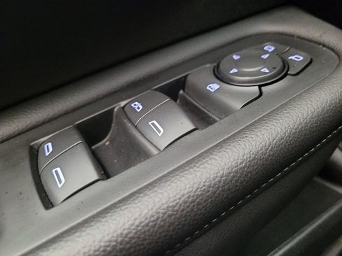 Used 2023 GMC Terrain SLE w/ Driver Convenience Package FWD image 27