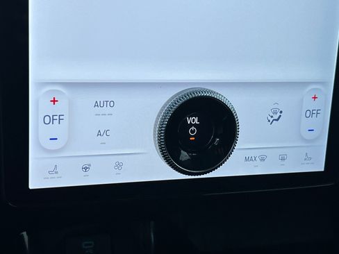 Used 2023 Ford Mustang Mach-E Premium image 21