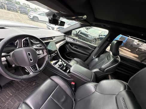 Used 2021 Jeep Grand Cherokee L Overland w/ Advanced Protech Group III AWD/4WD image 11