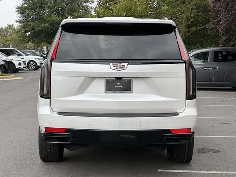 Used 2023 Cadillac Escalade Sport Platinum AWD/4WD image 24
