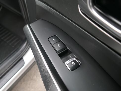 Used 2022 Kia Sorento S FWD image 30