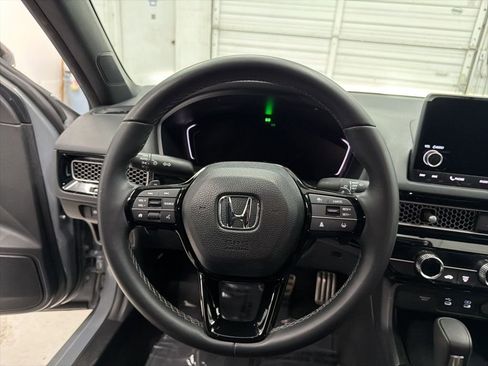 Used 2025 Honda Civic Sport image 15