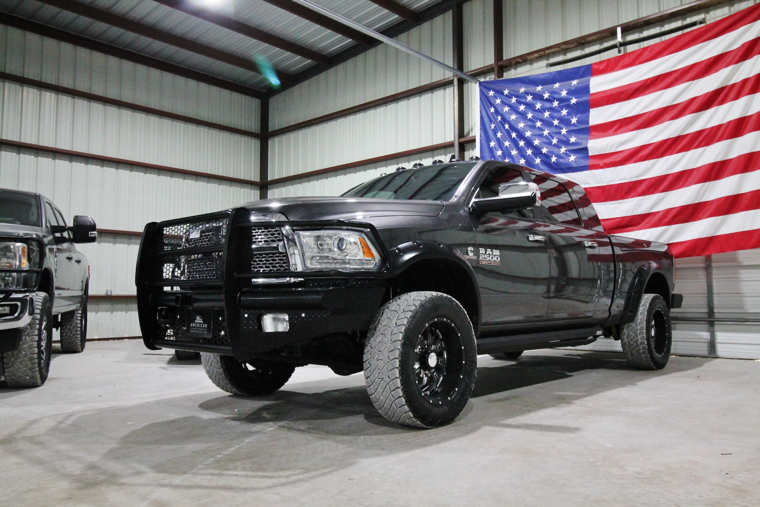 Used 2018 RAM 2500 Laramie w/ Off Road Package AWD/4WD image 3