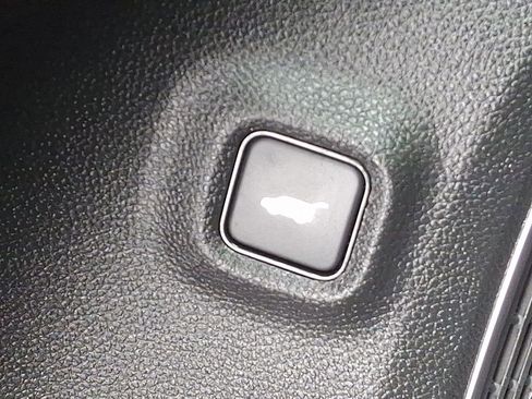 Certified 2022 Acura MDX SH-AWD w/ Technology Package image 28