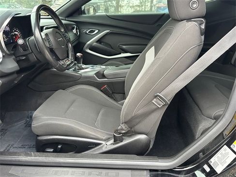 Used 2020 Chevrolet Camaro SS image 9