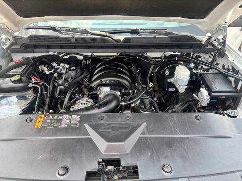 Used 2018 Chevrolet Silverado 1500 LTZ Z71 w/ Redline Edition AWD/4WD image 10