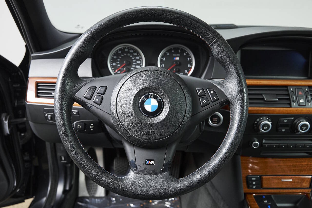 Used 2008 BMW M5 RWD image 59