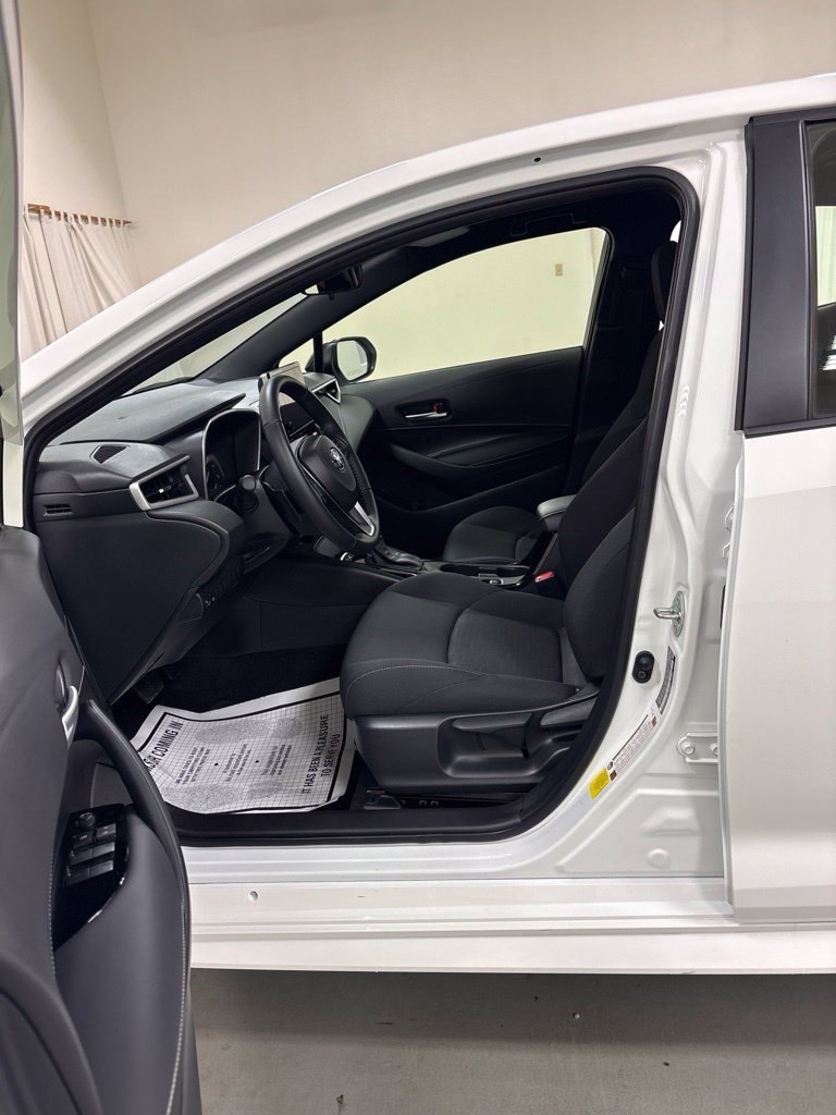 Used 2026 Toyota Corolla SE FWD image 10
