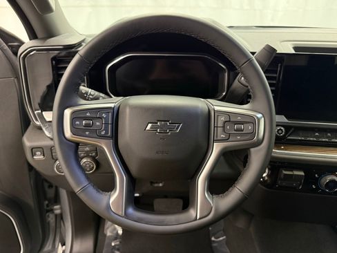 Used 2026 Chevrolet Silverado 1500 RST AWD/4WD image 12