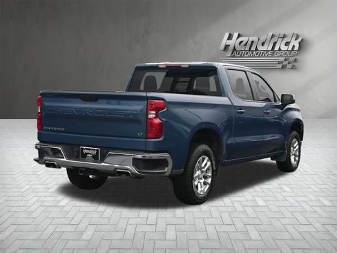 Used 2024 Chevrolet Silverado 1500 LT w/ Z71 Off-Road Package AWD/4WD image 10