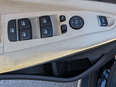 Used 2021 BMW X5 sDrive40i w/ Convenience Package image 14