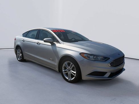 Used 2018 Ford Fusion S FWD image 1