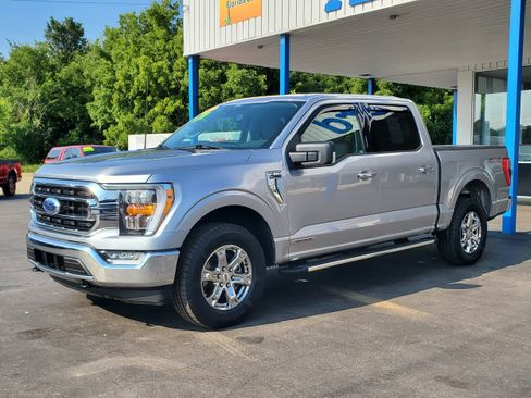 Used 2022 Ford F150 XLT w/ Equipment Group 302A High AWD/4WD image 2