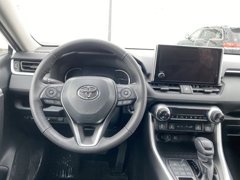 Used 2024 Toyota RAV4 XLE image 13