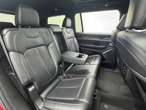 Used 2022 Jeep Grand Cherokee L Overland AWD/4WD image 46