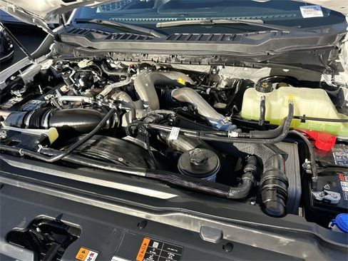 Used 2024 Ford F250 XLT image 28