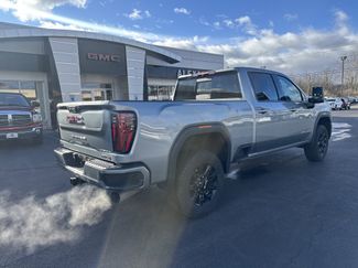 Used 2024 GMC Sierra 2500 AT4 w/ AT4 Preferred Package video 3
