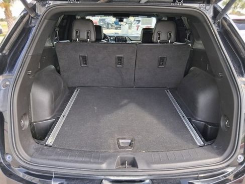 Used 2021 Chevrolet Blazer RS w/ Enhanced Convenience Package image 5