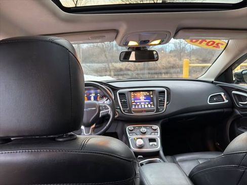 Used 2016 Chrysler 200 C w/ Sun & Sound Group image 19