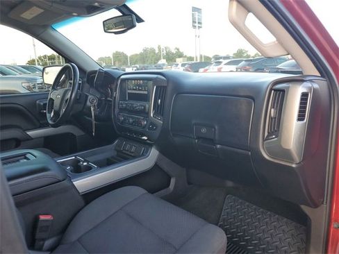Certified 2018 Chevrolet Silverado 1500 LT w/ Texas Edition image 27