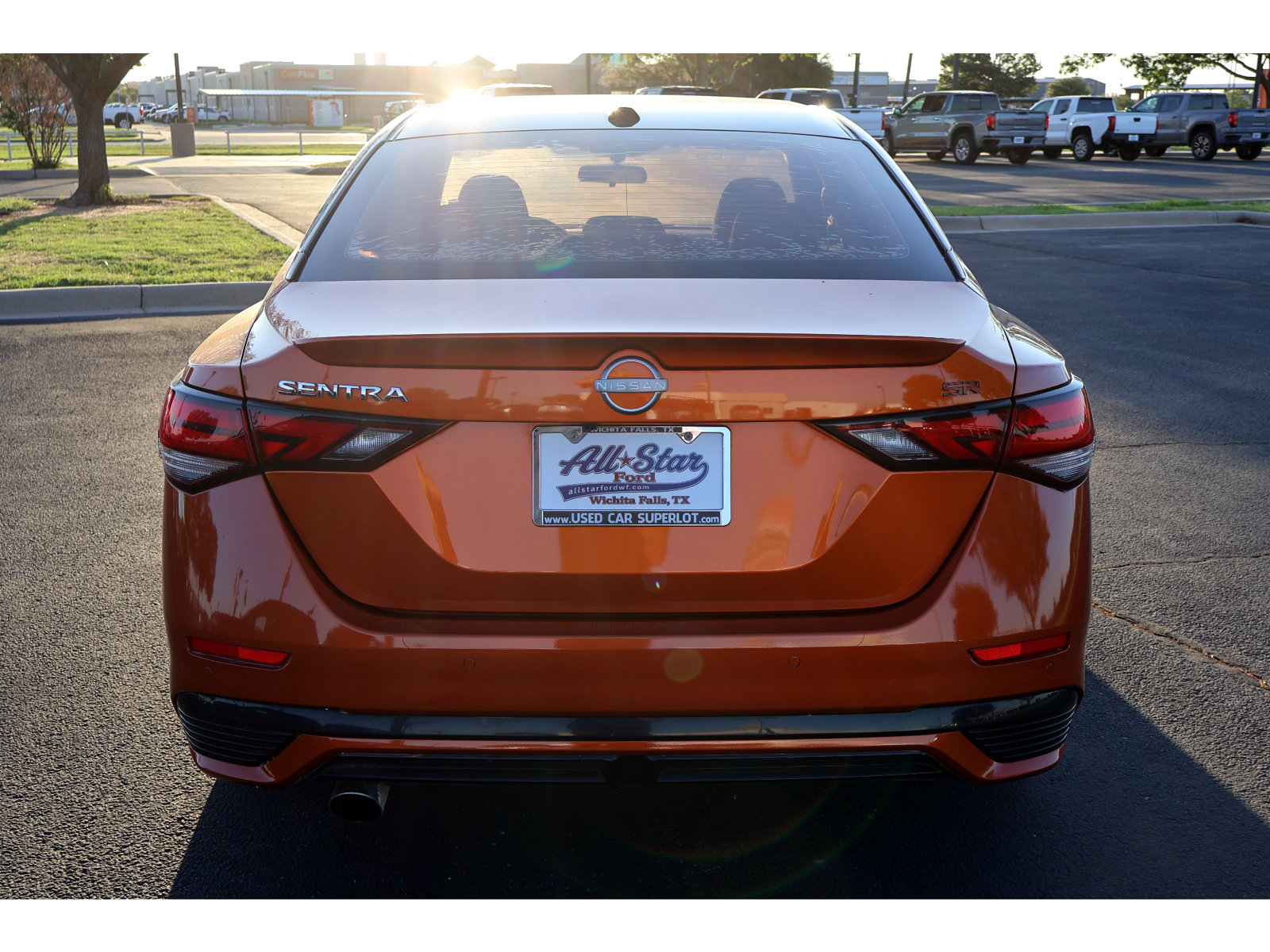 Used 2024 Nissan Sentra SR w/ SR Premium Package FWD image 13