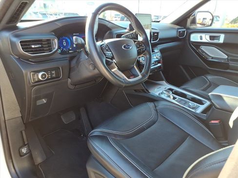 Certified 2022 Ford Explorer ST w/ Equipment Group 401A image 16