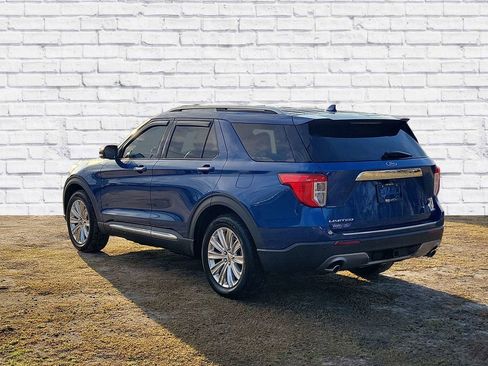 Used 2020 Ford Explorer Limited w/ Class III Trailer Tow Package image 3