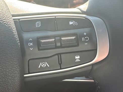 Certified 2025 Kia Sportage SX AWD/4WD image 26