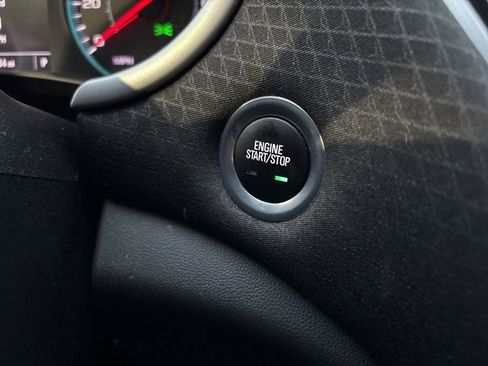 Used 2023 Chevrolet Malibu LT image 31