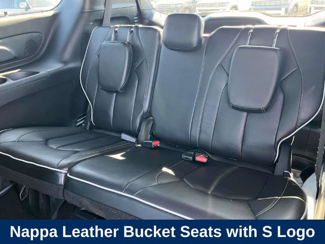 Used 2025 Chrysler Pacifica Limited FWD image 20