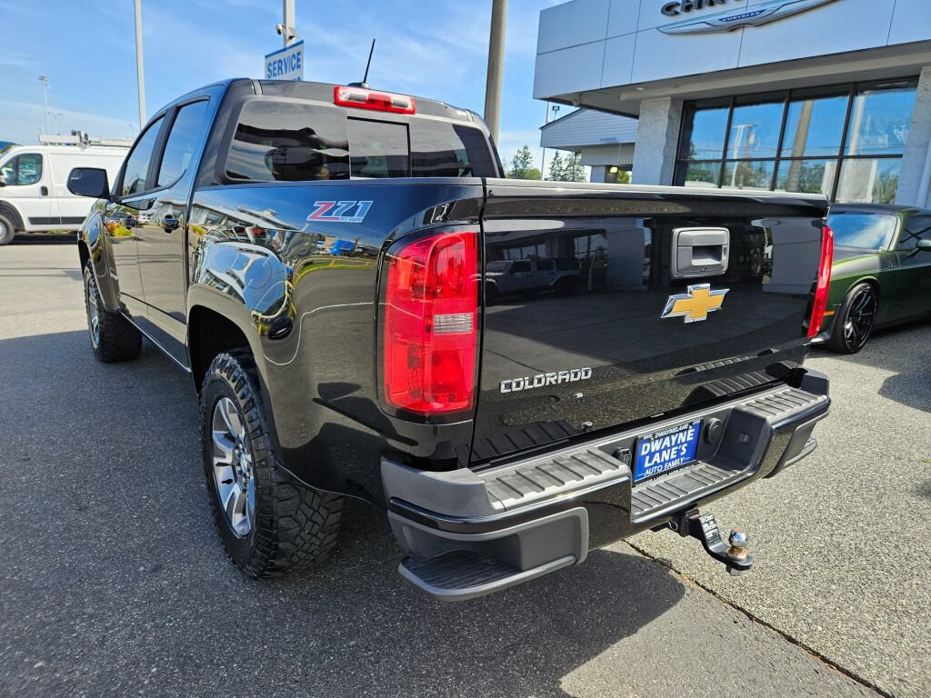 Used 2017 Chevrolet Colorado Z71 AWD/4WD image 3