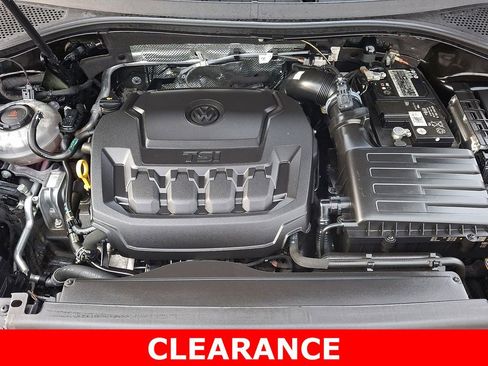 Used 2023 Volkswagen Tiguan SE image 28